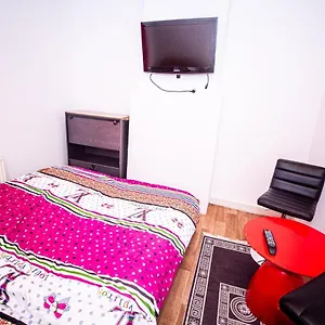 https://superbe-chambre-sur-liege.brusselshotelsbook.com
